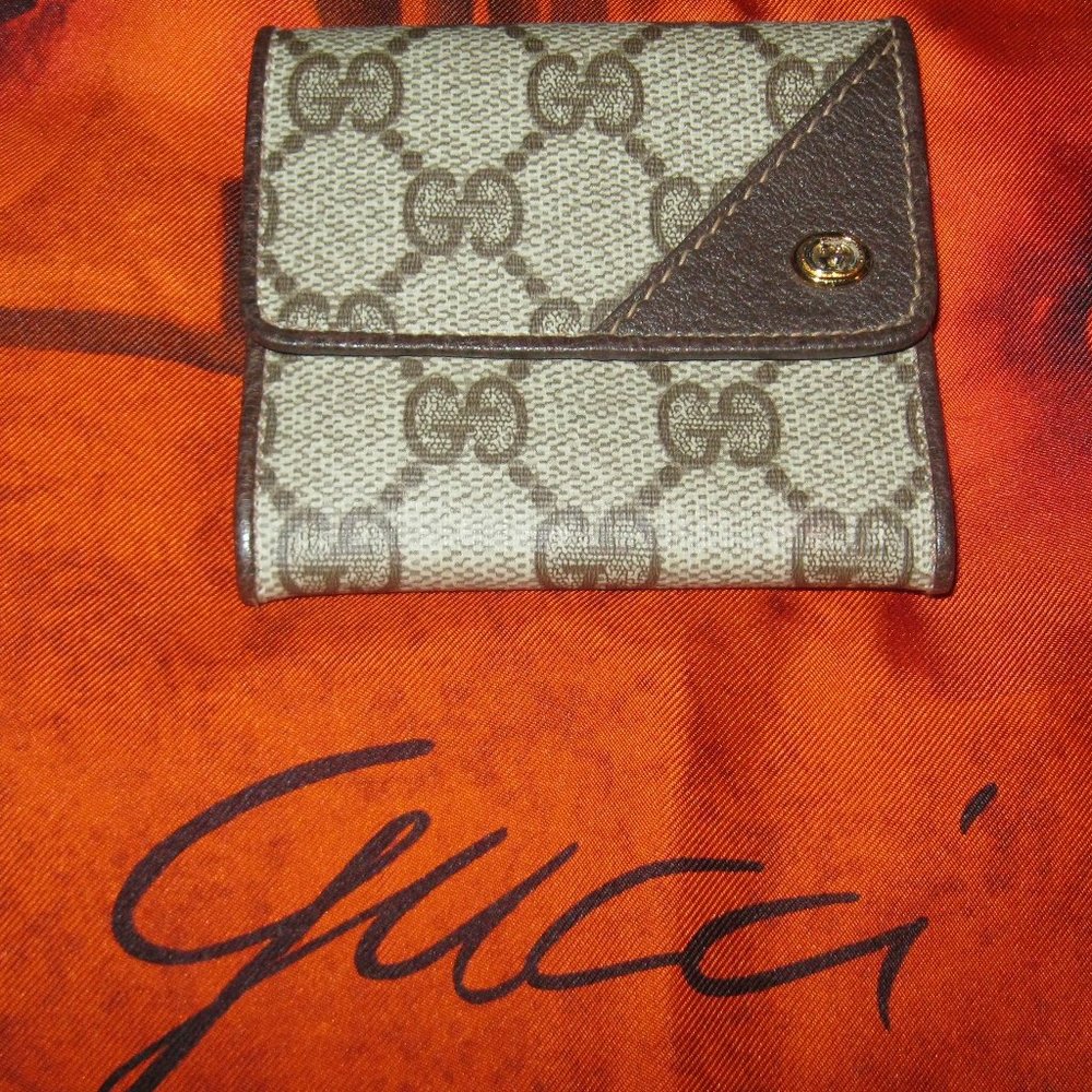 ❤️ Vintage GUCCI New Never Used Mini Wallet